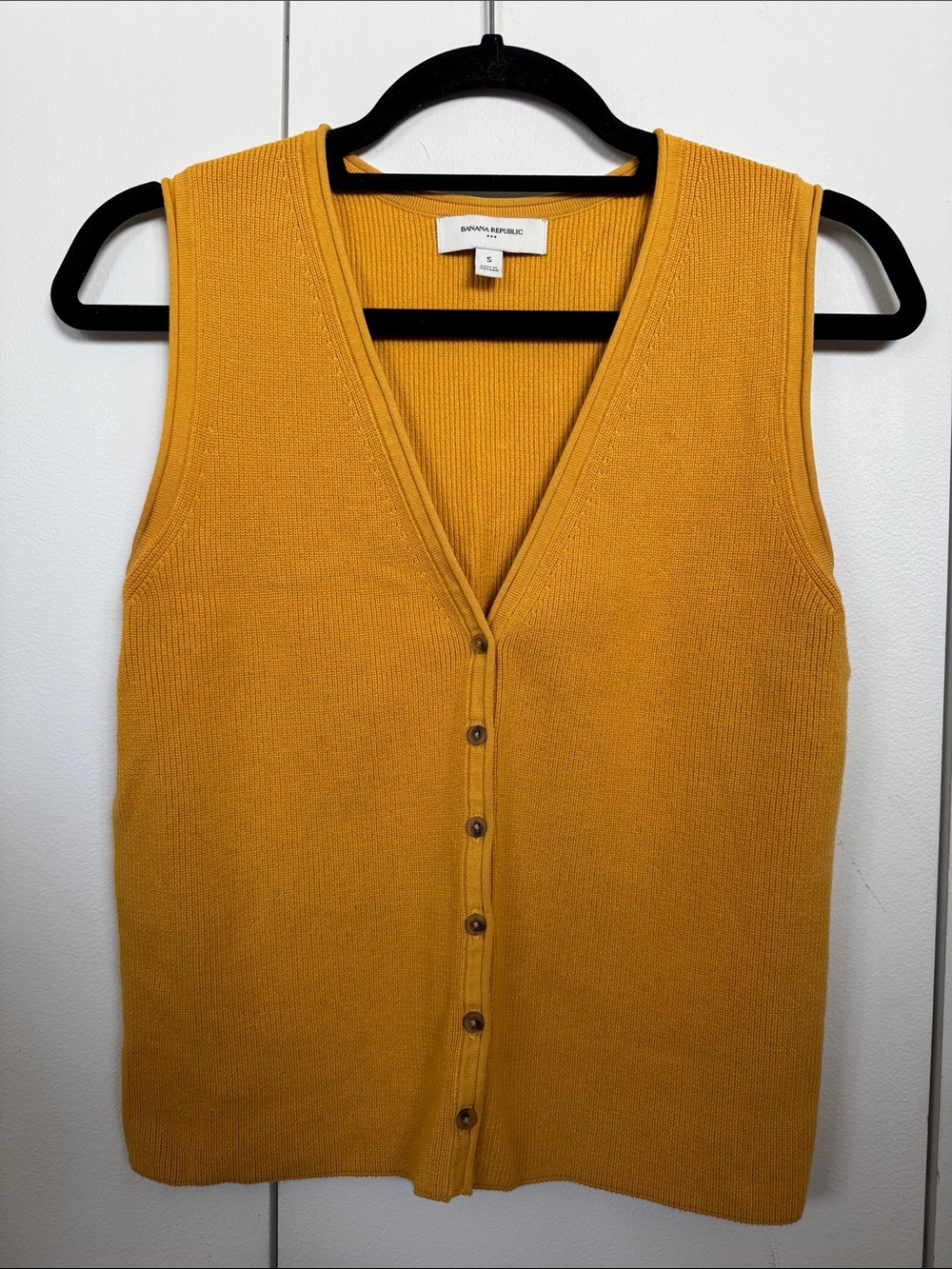 Banana Republic Women's Mustard V-Neck Button Front Sweater Vest